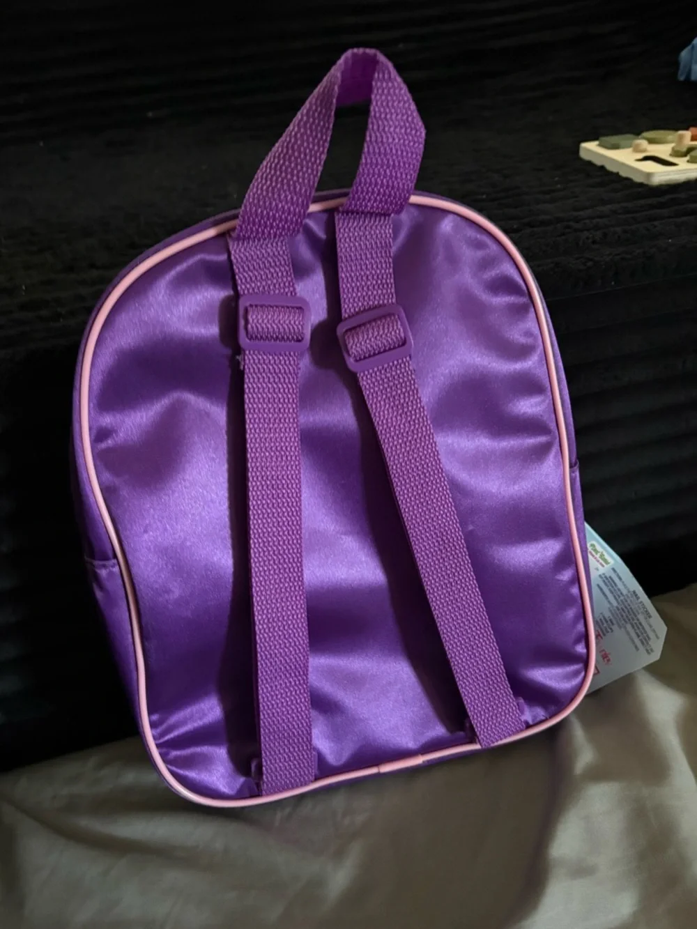 Hello kitty back pack - Picture 5 of 5